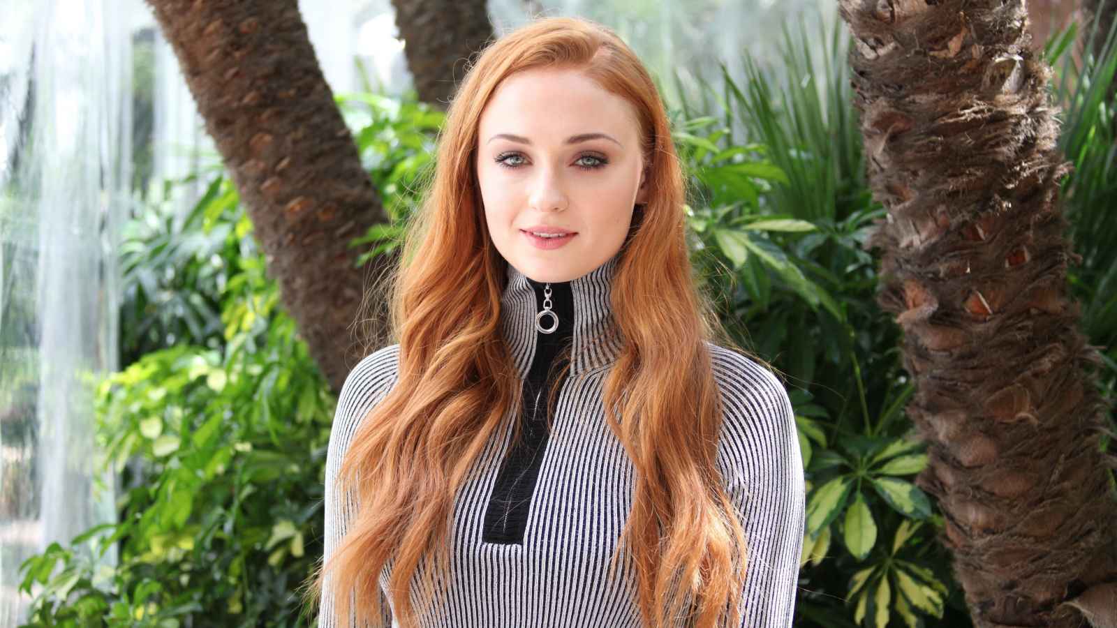 Sophie Turner Biography Age, Height, Birthday, Family, Net Worth