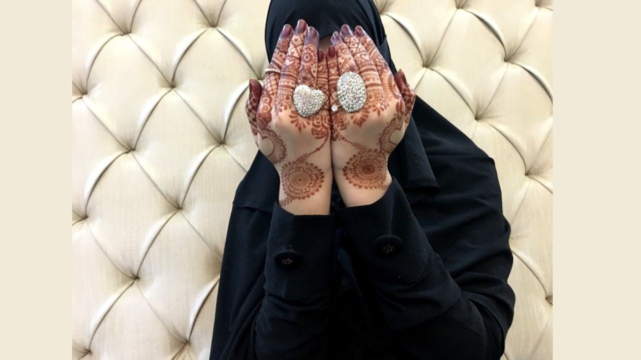 Geometric Mehendi Design