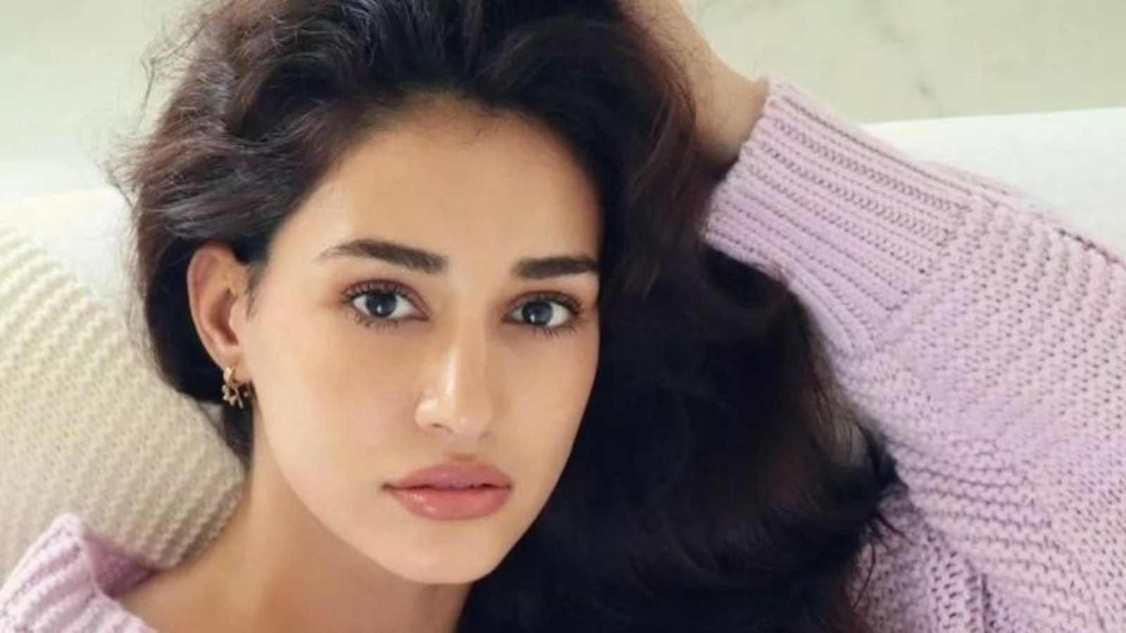 Disha Patani Biography: Age, Height, Family, Carrer, Education, Films ...