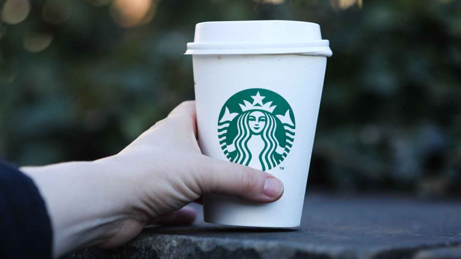 National Starbucks Day 2023 Date, History, Facts, How to Celebrate
