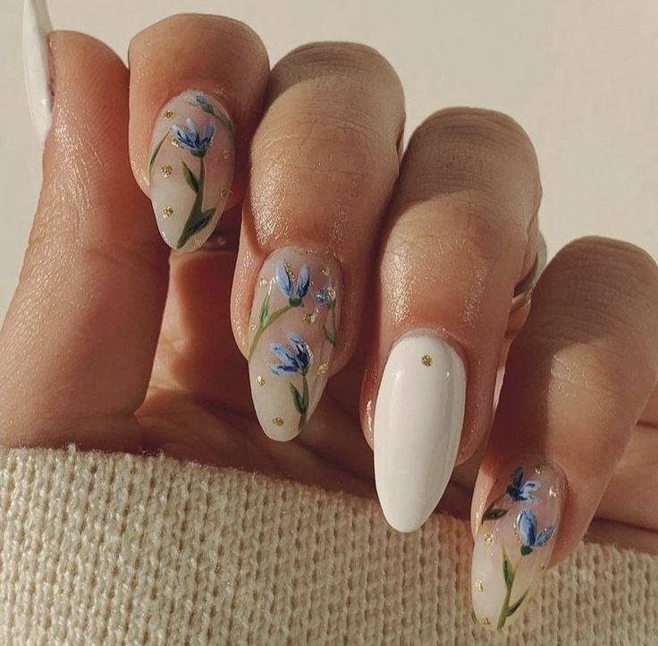 Floral Nail Arts
