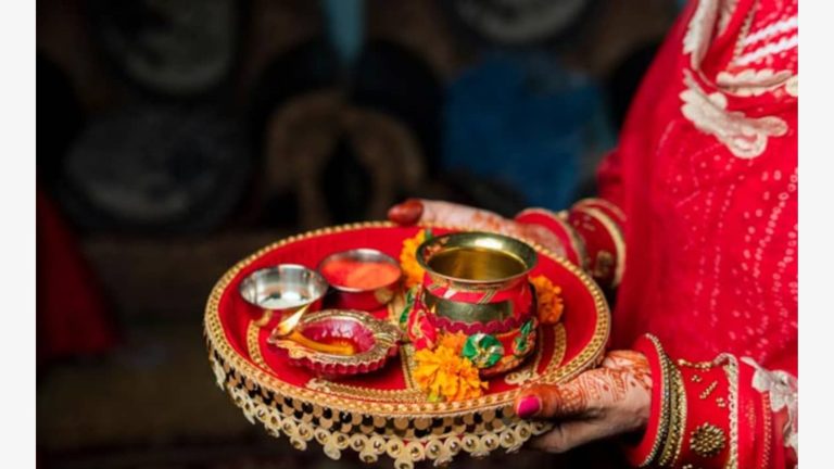Karva Chauth 2023 Date History Significance Facts About Karva Chauth 8573