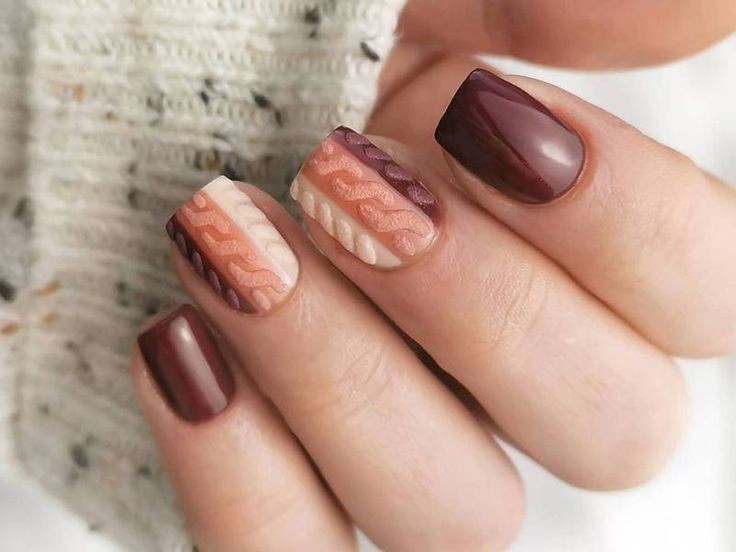 Textured nails Arts