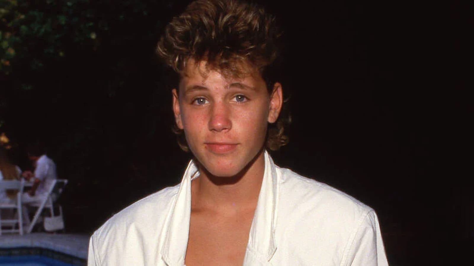 Corey Ian Haim Biography: Age, Height, Birthday, Career, Family ...