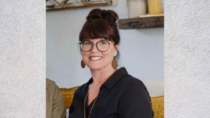 Lyndsay Lamb Biography