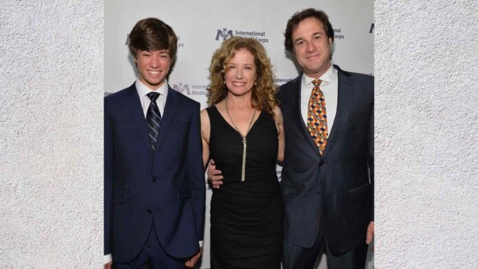 Nancy Travis Husband