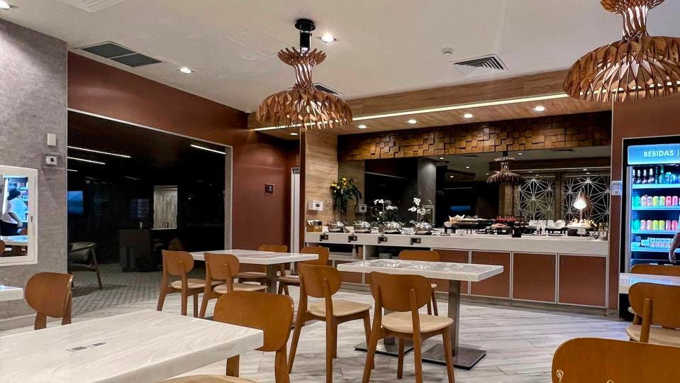 Capital One Venture X Airport Lounge 